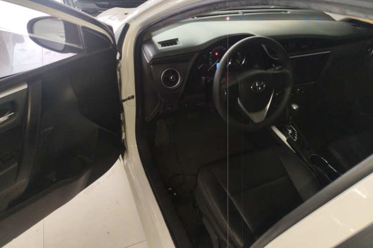 丰田 卡罗拉 2018 汽车图片 #13