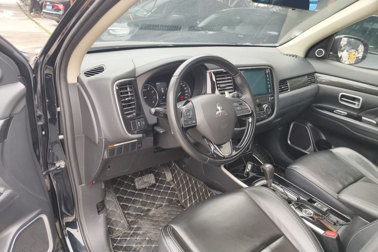 劳斯莱斯 欧蓝德 2020 #13 劳斯莱斯 欧蓝德 2020 汽车图片 #13