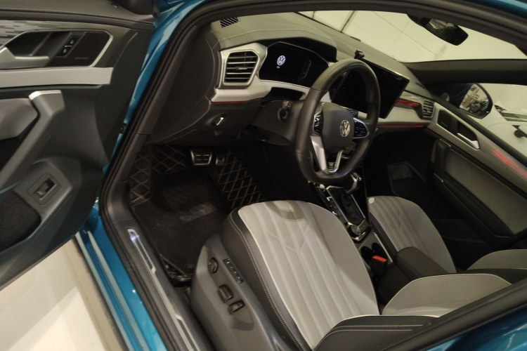 Volkswagen Tayron 2022 immagine di auto #13