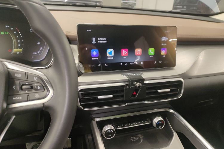 GEELY Coolray 2019 صورة سيارة #13