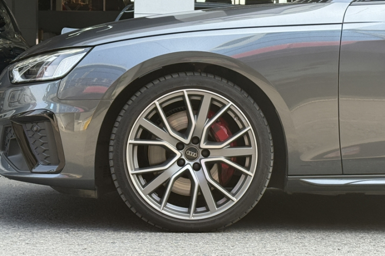 五菱汽车 奥迪S4 2024 汽车图片 #13