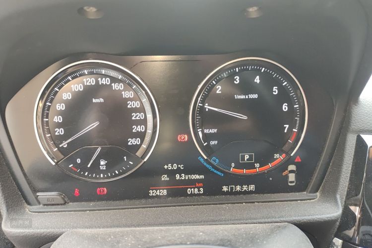 BMW 1 Series 2020 car image #13