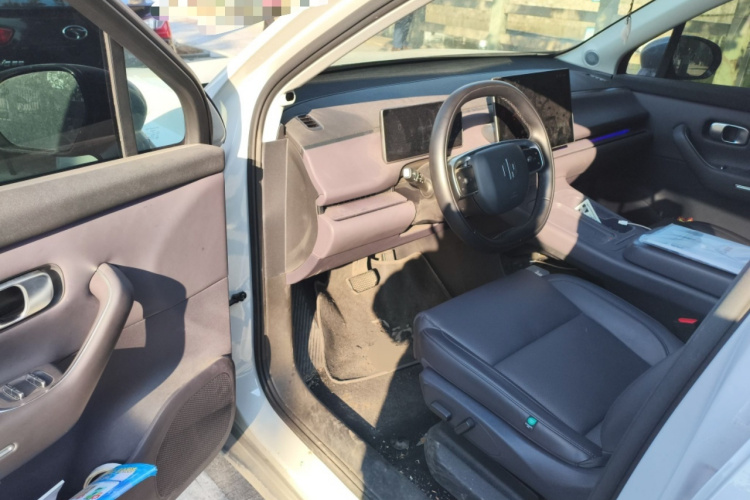 零跑汽车 零跑C10 2024 汽车图片 #13