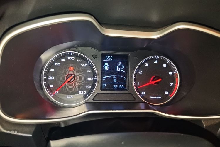 MG ZS 2018 #13 MG ZS 2018 car image #13