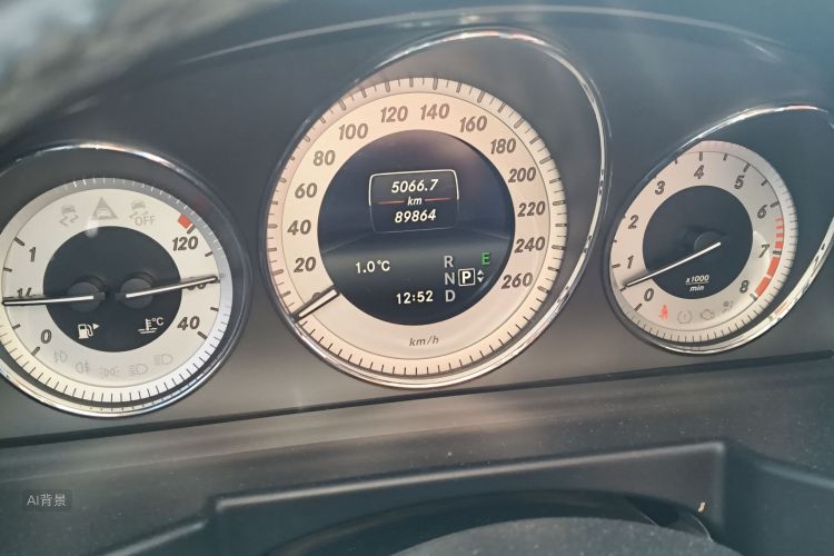 Mercedes-Benz GLK Class 2014 car image #13