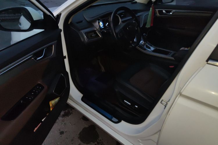 GEELY Emgrand GL 2018 car image #13