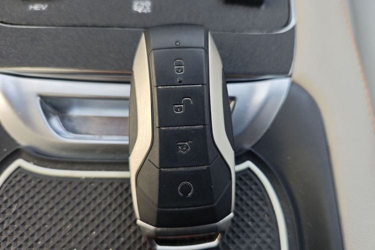 BYD Song Plus New Energy 2022 #13 BYD Song Plus New Energy 2022 car image #13