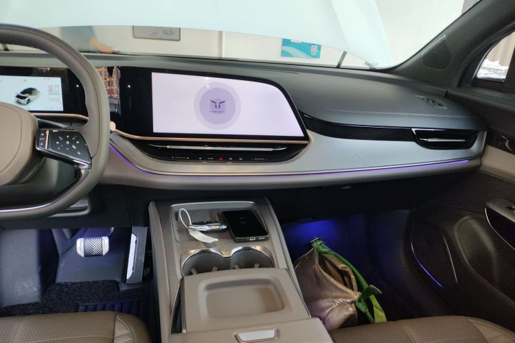 HongQi TianGong 08 2025 car image #13