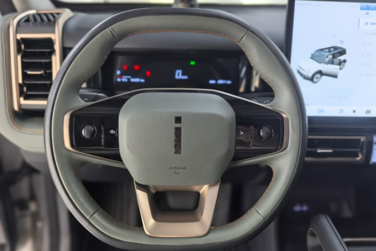 2024 car image #13
