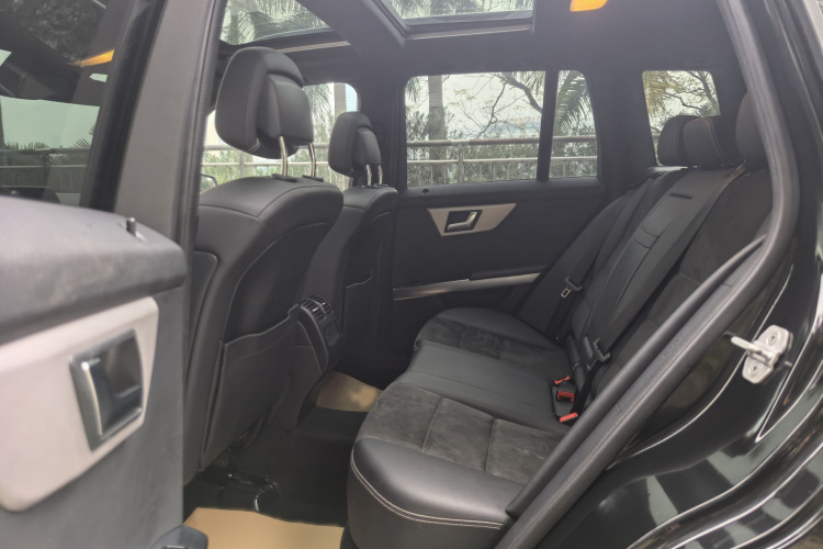 Mercedes-Benz GLK Class 2015 car image #13