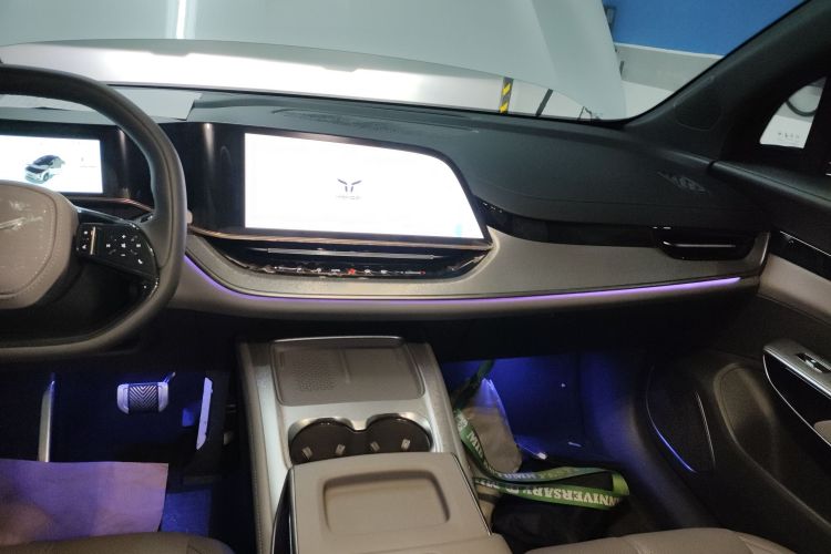 HongQi TianGong 08 2025 car image #13