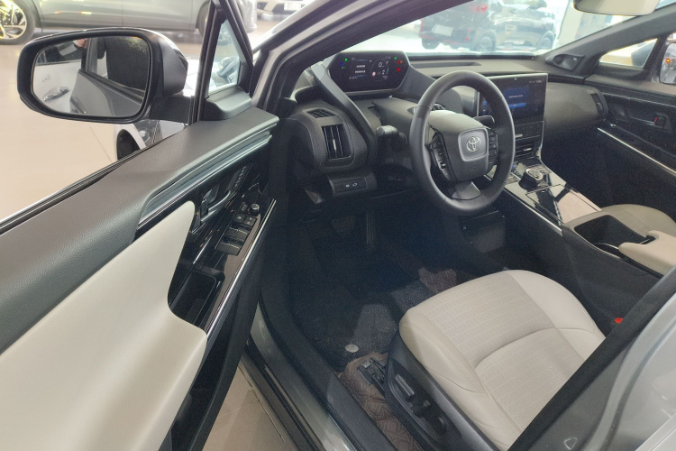 丰田 一汽丰田bZ4X 2022 汽车图片 #13