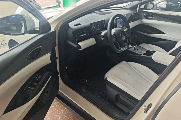 BYD Seal 06 New Energy 2024 car image #13