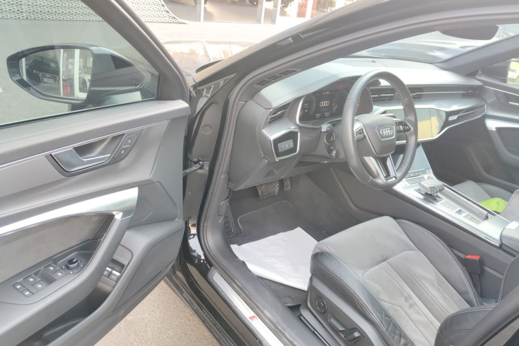 Audi A6L New Energy 2020 car image #13