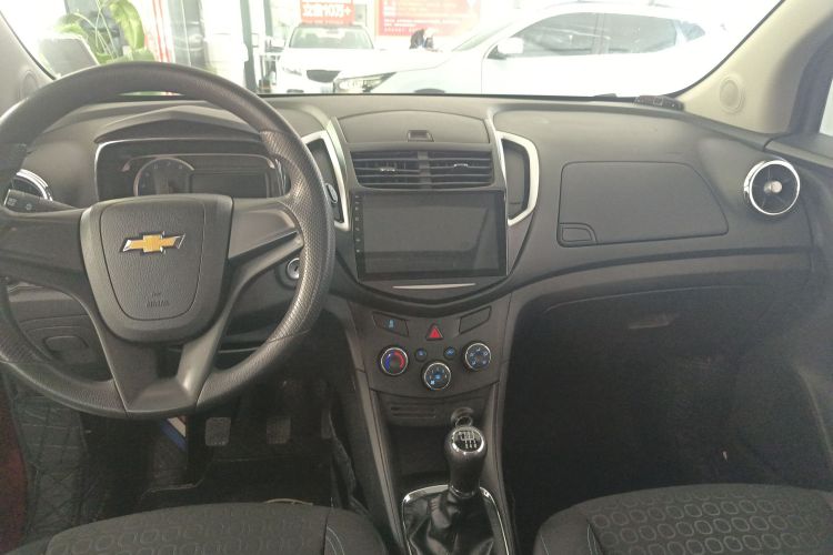 Chevrolet Tracker 2016 #13 Chevrolet Tracker 2016 immagine di auto #13