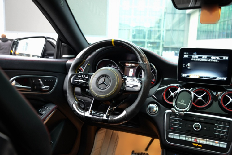 Mercedes-Benz CLA AMG 2019 car image #13