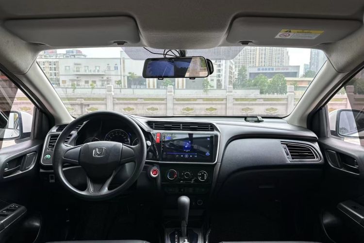 Honda City 2018 изображение автомобиля #13