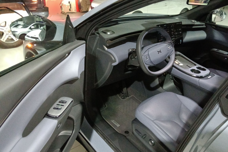 Xpeng G7 2025 #13 Xpeng G7 2025 car image #13