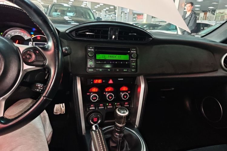 Toyota 86 2018 immagine di auto #13