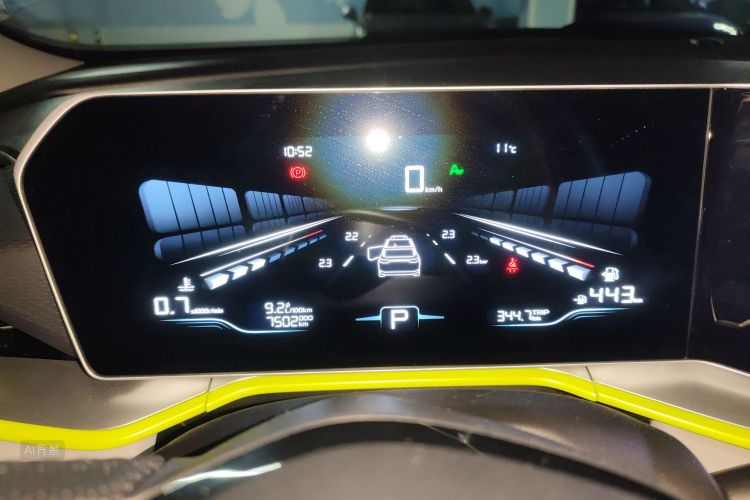 GEELY Coolray 2023 #13 GEELY Coolray 2023 car image #13