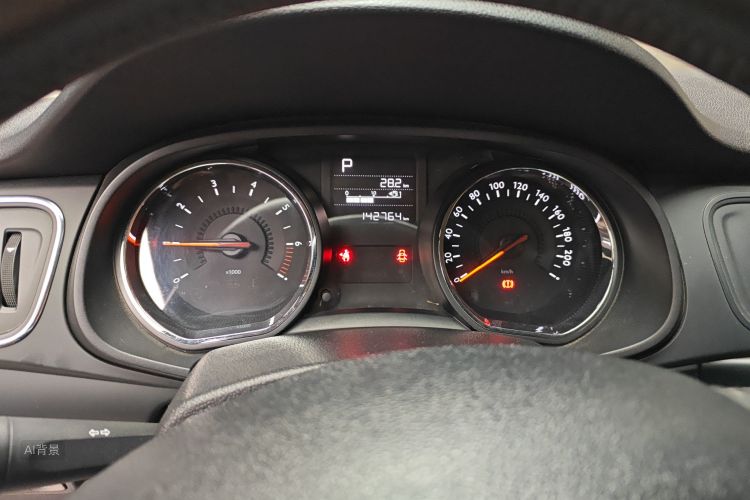 雪铁龙 雪铁龙C3-XR 2015 汽车图片 #13