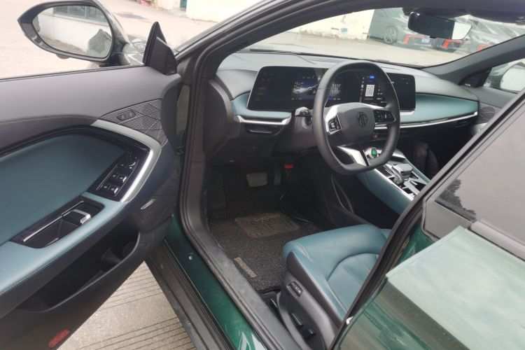 MG 7 2025 car image #13