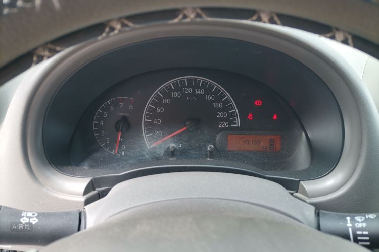 Nissan Sunny 2016 car image #13
