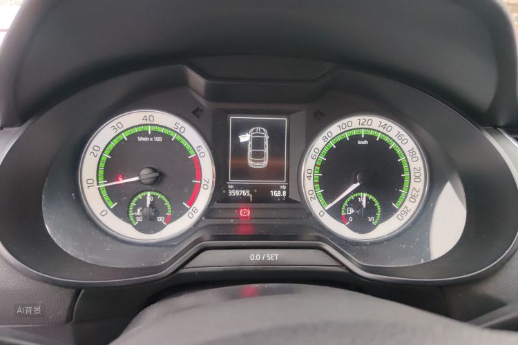 Skoda Octavia 2020 car image #13