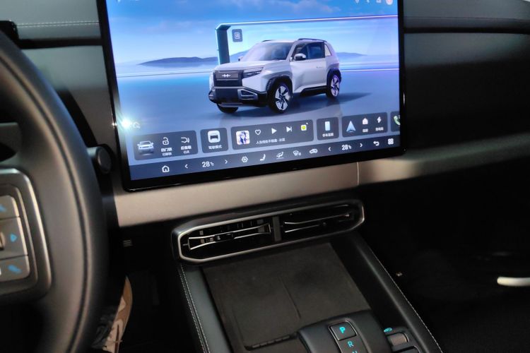 FangChengBao Tiger 3 2025 #13 FangChengBao Tiger 3 2025 car image #13