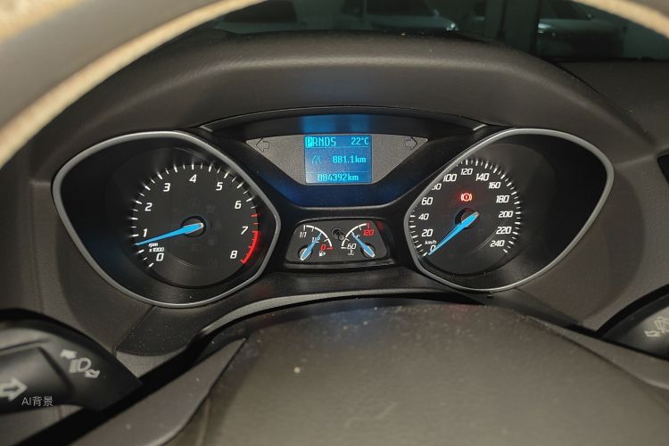 Ford Focus 2014 car image #13