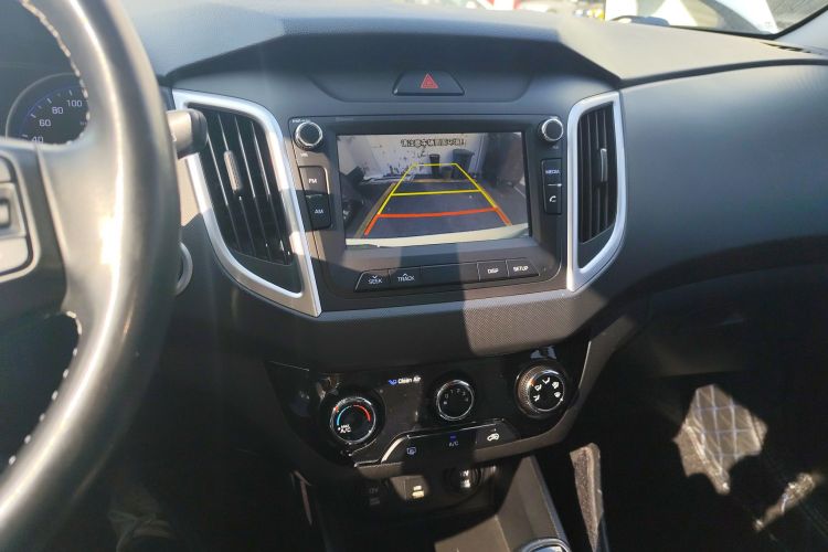 Hyundai ix25 2019 car image #13