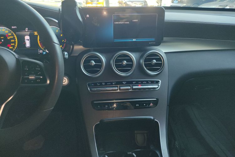 Mercedes-Benz GLC Class 2021 #13 Mercedes-Benz GLC Class 2021 car image #13