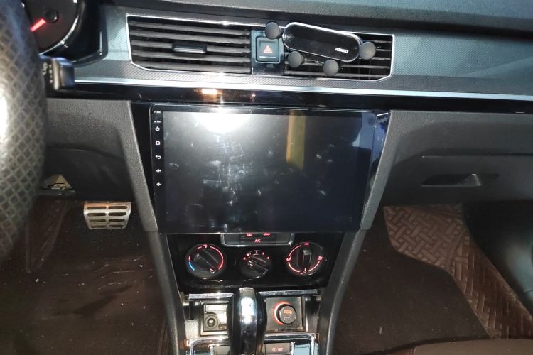 Volkswagen C-Trek 2017 immagine di auto #13