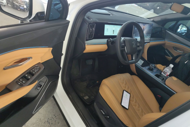 BYD SongL DM-i 2025 car image #13