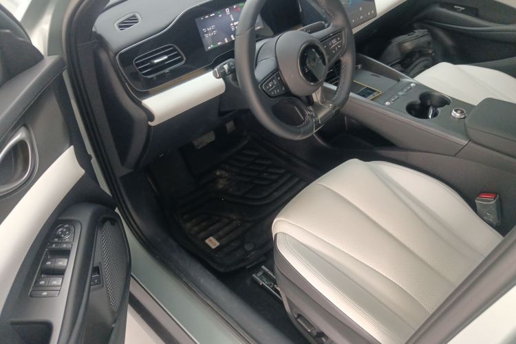 BYD Seal 06 New Energy 2025 car image #13