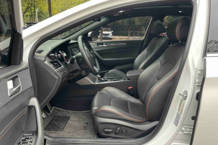 Hyundai Sonata 2017 immagine di auto #13