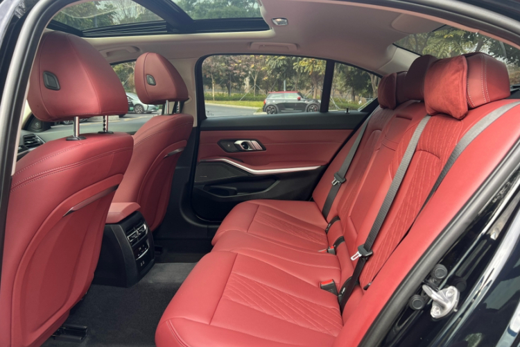 BMW 3 Series 2024 car image #13