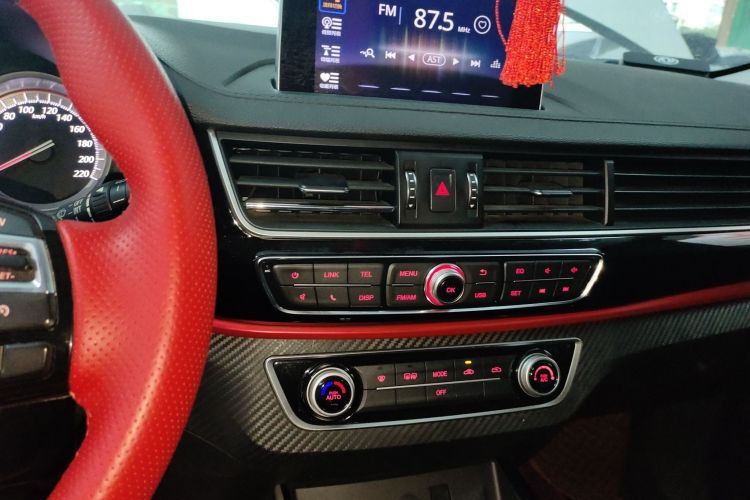 Forthing JOYEAR X5 2017 صورة سيارة #13