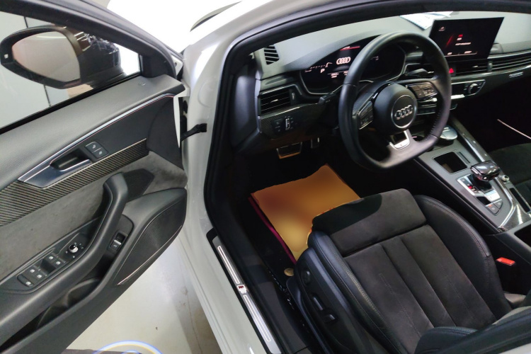 Audi A4L 2020 #13 Audi A4L 2020 car image #13