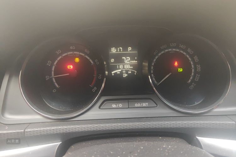 Skoda Kamiq 2021 car image #13