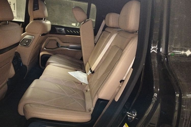 FangChengBao Leopard 8 2024 car image #13