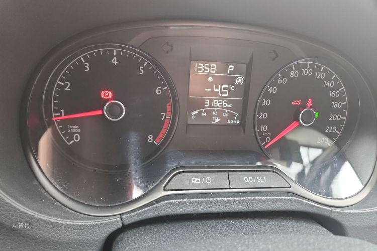 Polo 2019 car image #13