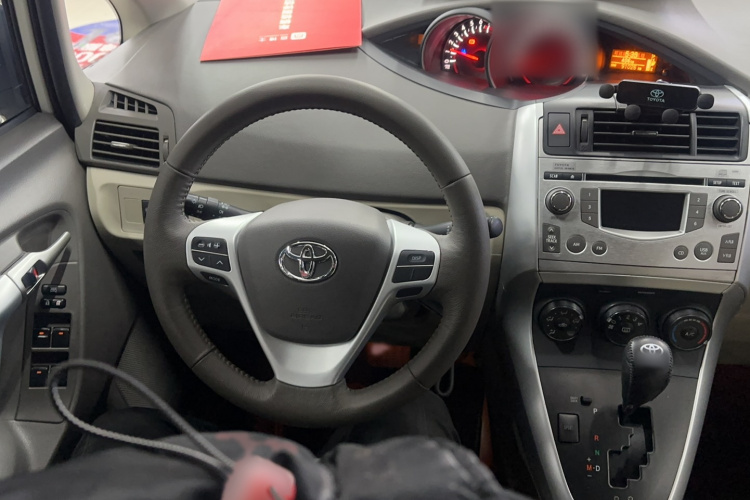 Toyota Verso 2019 #13 Toyota Verso 2019 imagen de coche #13