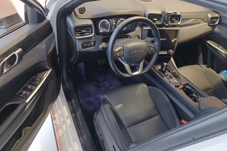 Lynk & Co 03 New Energy 2021 #13 Lynk & Co 03 New Energy 2021 car image #13