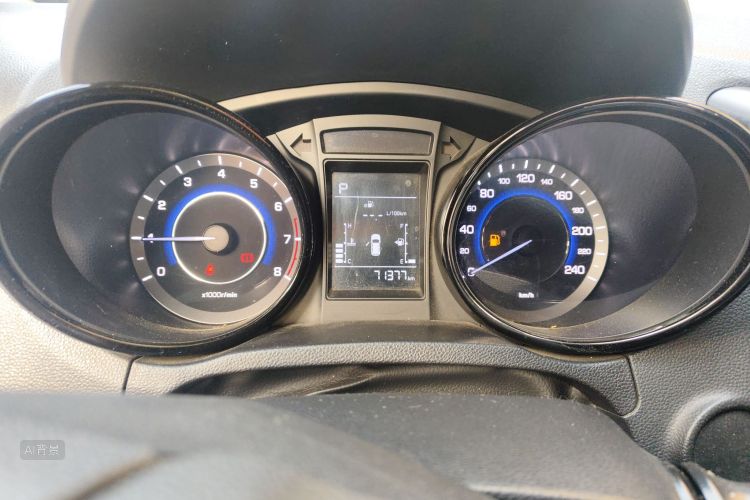 Changan CS15 2018 #13 Changan CS15 2018 imagem de carro #13