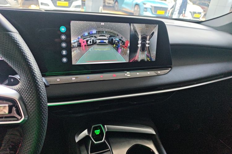 MG 7 2024 car image #13