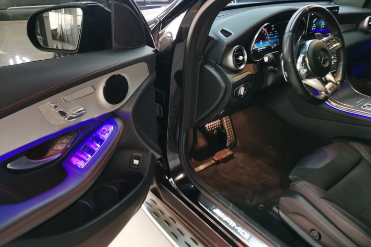 Mercedes-Benz GLC AMG 2022 immagine di auto #13