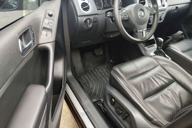 Volkswagen Tiguan 2017 #13 Volkswagen Tiguan 2017 car image #13