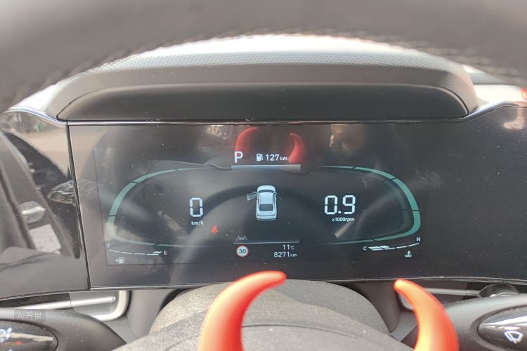 Hyundai Elantra 2023 car image #13