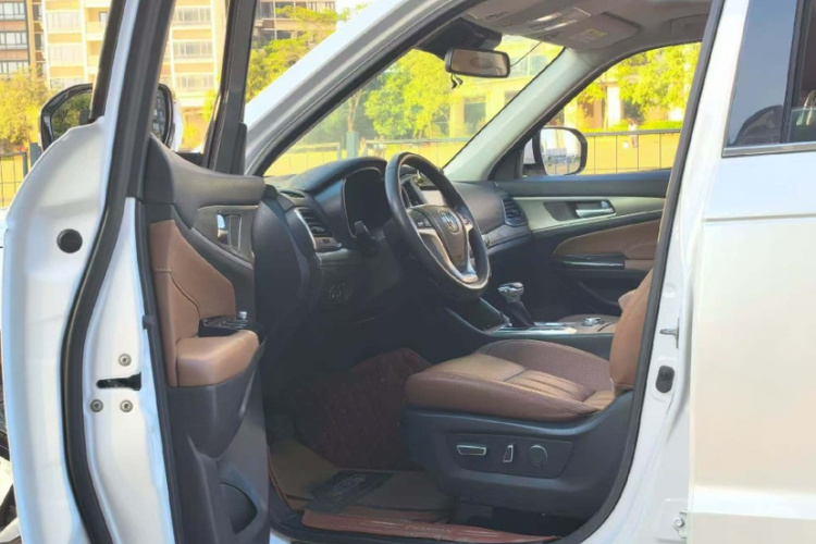 Changan CS95 2017 car image #13